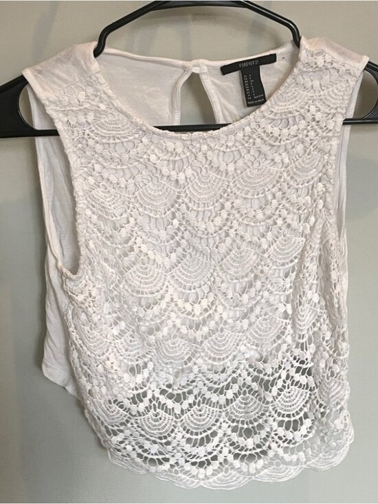 Tops - Lace white crop top